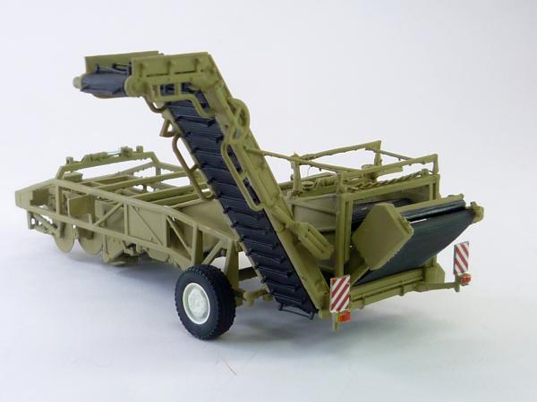 Kartoffelrodelader Fortschritt E682 siena Arbeitsstellung 1/32